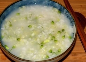 青岛皮肤专家讲解牛皮癣有办法预防吗